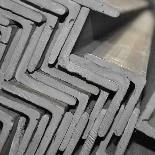 hot rolled S235jr steel angle bar
