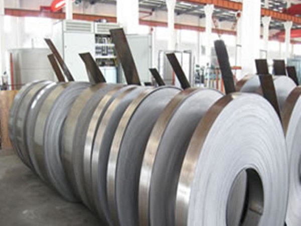 Cold rolled steel strip